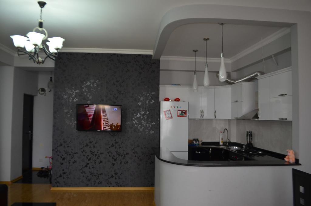 Apartment Like Home Batumi Habitación foto